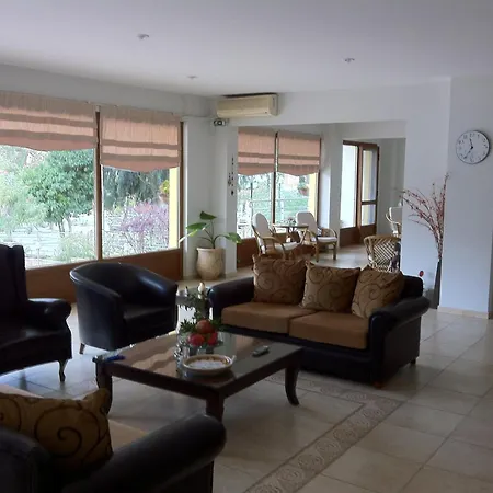 Apart Otel Magnolia 2*